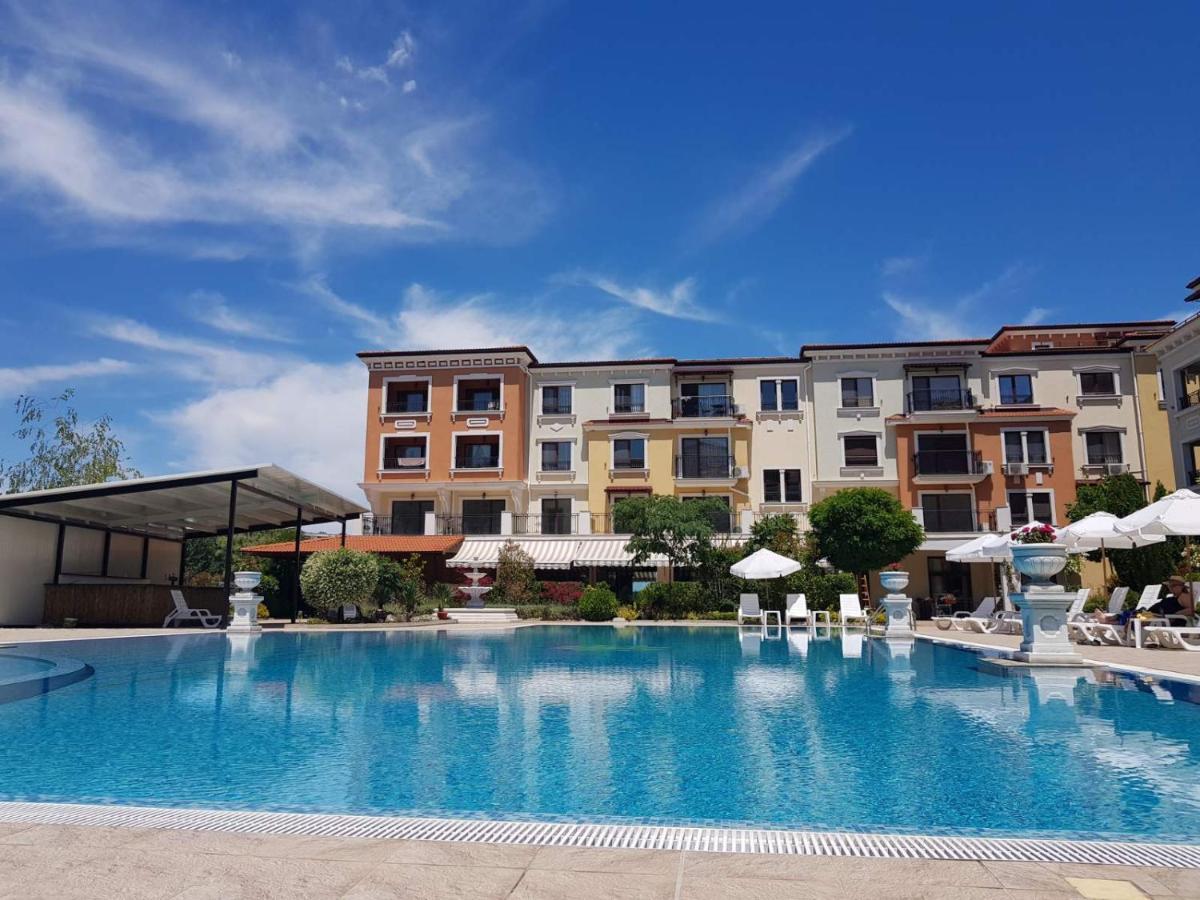 Lilia Apartments Каваци, Созопол エクステリア 写真