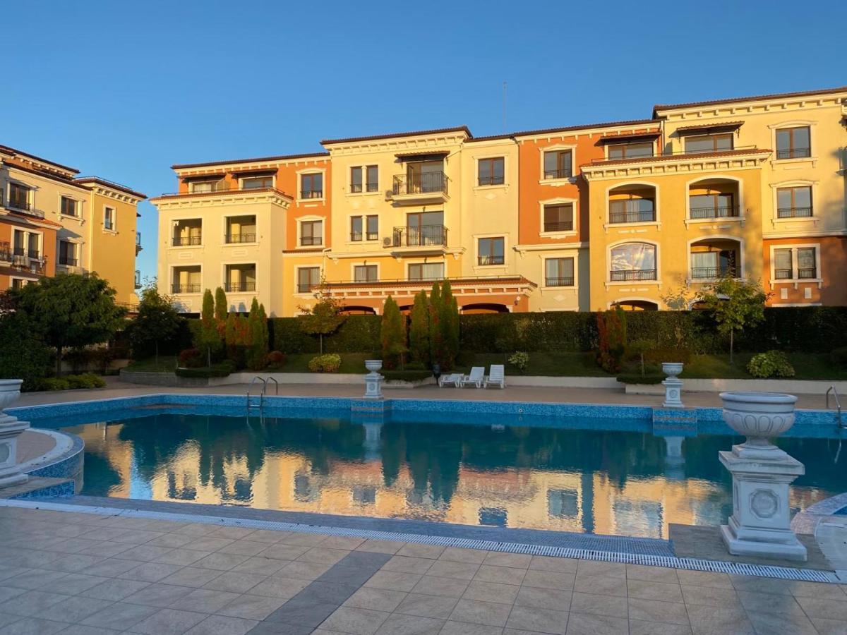 Lilia Apartments Каваци, Созопол エクステリア 写真